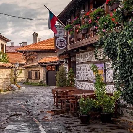 Host2u Mountain 2 Bedrooms - Fireplace Apartament *