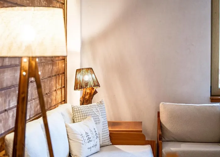 Host2u Mountain 2 Bedrooms - Fireplace Apartament